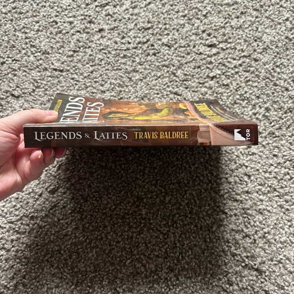 Legends & Lattes Travis Baldree NYT Bestseller Paperback - Picture 2 of 9